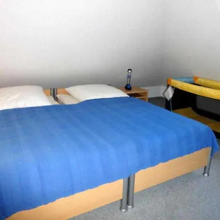 Haus Eule 2 - Ortsmitte Апартаменты Граль-Мюриц